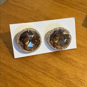 Kate Spade She Has Spark Studs Earrings in Gold Quartz like new!